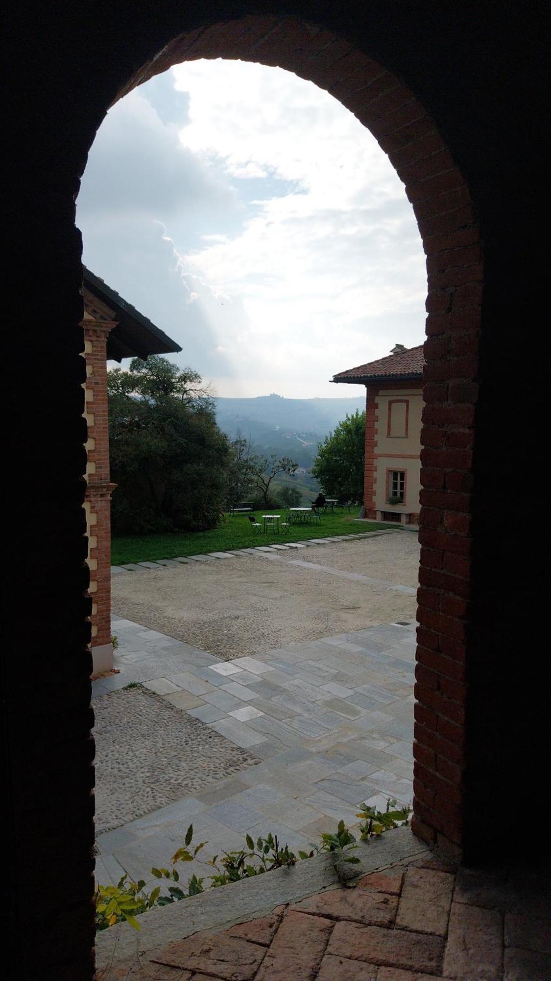 Tenuta Montanello B&B Castiglione Falletto Eksteriør billede